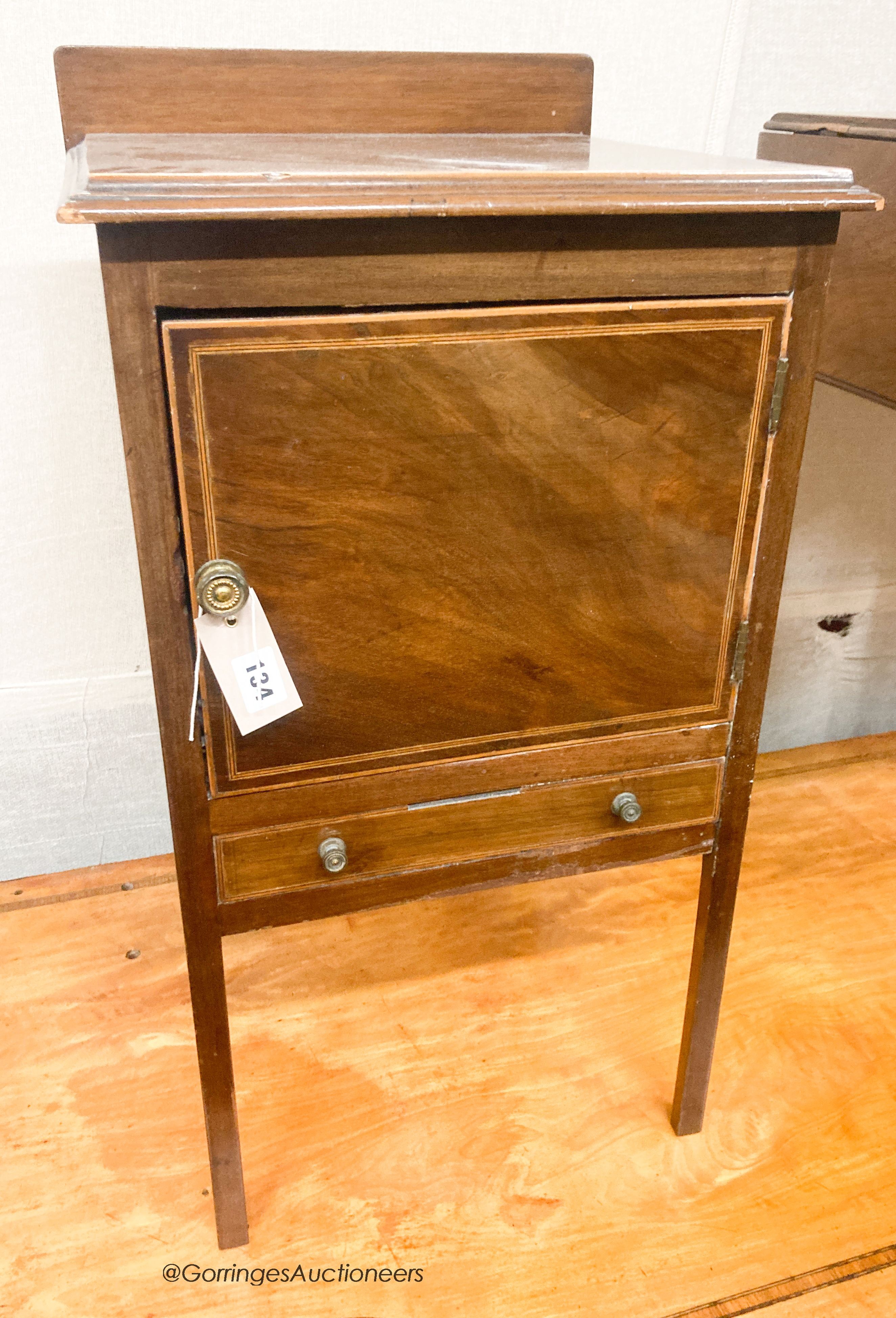 An Edwardian inlaid mahogany bedside cabinet, width 39cm, depth 40cm, height 75cm